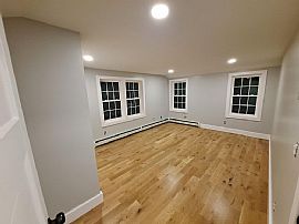 75 Cottage St, New Hartford, Ct 06057 in New Hartford, CT (Photo 8 of 12)