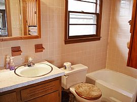 11 Dubois Dr, Stonington, Ct 06378 in Stonington, CT (Photo 3 of 12)