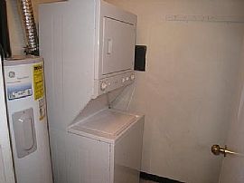 104 North St, Stamford, Ct 06902 in Stamford, CT (Photo 5 of 7)