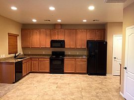 13541 N 87th Ln, Peoria, Az 85381 in Peoria, AZ (Photo 3 of 8)