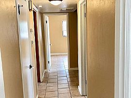 This Is Beautiful 2/1ba Come in  Tucson, Az Ready to Move In in Tucson, AZ (Photo 4 of 4)