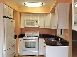 This Is Beautiful 3/2'5ba Home in Horsham, Pa Ready to Move In in Horsham, PA (Photo 4 of 4)