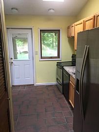 1750 Woodvale Dr, Charleston, Wv 25314 in Charleston, WV (Photo 5 of 7)