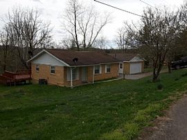 84 Washington Dr, Lost Creek, Wv 26385 in Lost Creek, WV (Photo 3 of 9)