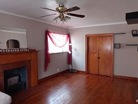 956 Woodward Dr, Charleston, Wv 25387 in Charleston, WV (Photo 4 of 10)