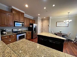 852 Wildwood Ave, Mobile, Al 36609 in Mobile, AL (Photo 6 of 12)