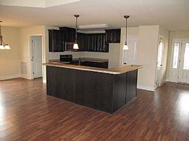 5031 Montauk Trl Se, Owens Cross Roads, Al 35763 in Owens Cross Roads, AL (Photo 3 of 9)