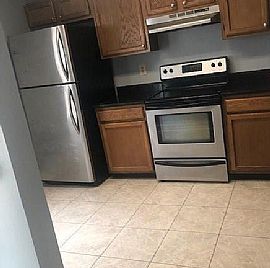 1030 Agate Dr, Edgewood, Md 21040 in Edgewood, MD (Photo 3 of 7)