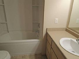 231 Shady Leaf Rd, Madison, Wi 53718 in Madison, WI (Photo 7 of 12)