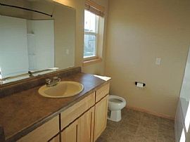 231 Shady Leaf Rd, Madison, Wi 53718 in Madison, WI (Photo 8 of 12)