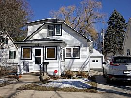 2622 Moland St, Madison, Wi 53704 in Madison, WI