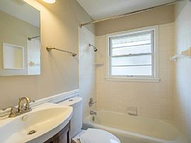 8035 W Warnimont Ave, Milwaukee, Wi 53220 in Milwaukee, WI (Photo 5 of 10)