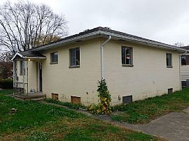 519 Ford St, South Charleston, Wv 25309 in South Charleston, WV (Photo 6 of 9)