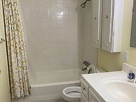 1738 Crestmont Dr, Huntington, Wv 25701 in Huntington, WV (Photo 7 of 11)