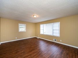 449 Clark Mountain Rd E, Bessemer, Al 35023 in Bessemer, AL (Photo 9 of 12)