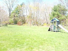 53 Storrs Heights Rd, Storrs Mansfield, Ct 06268 in Storrs Mansfield, CT (Photo 8 of 8)