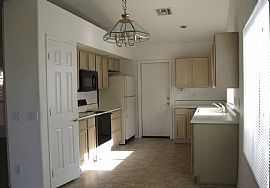 11548 W Pronghorn Ct, Surprise, Az 85378 in Surprise, AZ (Photo 3 of 8)