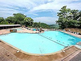 House For Rent in Valley Cottage, NY (Photo 3 of 6)