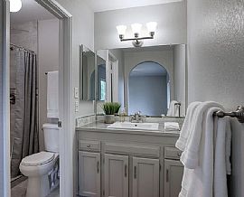 15611 N 52nd St, scottsdale, Az 85254 in Scottsdale, AZ (Photo 6 of 12)