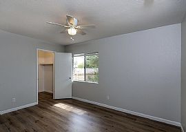 15611 N 52nd St, scottsdale, Az 85254 in Scottsdale, AZ (Photo 8 of 12)