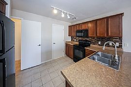 6560 S Meadow Fescue Dr, tucson, Az 85756 in Tucson, AZ (Photo 5 of 12)