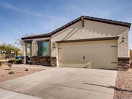 8135 W Atlantis Way, Phoenix, Az 85043 in Phoenix, AZ (Photo 6 of 12)