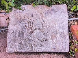 Former Home of The Original Peter Pan, Mary Martin in Beverly Hills, CA (Photo 6 of 9)