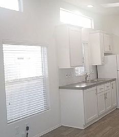 It Is Like Living in a Newer Brick and Mortar Home, But on a Sm in Ventura, CA (Photo 8 of 12)