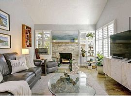 Charming 4 Bedroom Home  in New York, NY (Photo 7 of 12)