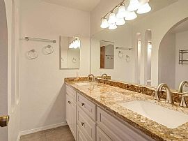 5628 Estrellita Del Norte Rd Ne, Albuquerque,  in Albuquerque, NM (Photo 6 of 8)