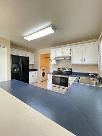 Adorable Home with 3 Bedrooms and 3 Baths. in Aurora, CO (Photo 4 of 8)