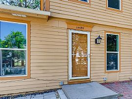 A Truly Jovial 3 Bedroom Home in Aurora, CO (Photo 2 of 6)