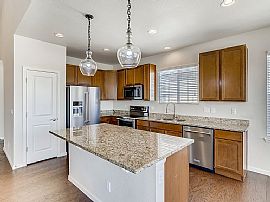 A Lovely 3 Bedroom Home in Aurora, CO (Photo 4 of 4)