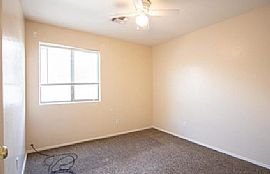 Spacious 4 Bedroom House. 10829 W Wilshire Dr, Avondale, Az 853 in Avondale, AZ (Photo 9 of 12)