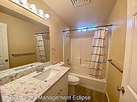 25146 Se 42nd St, Issaquah, Wa  in Issaquah, WA (Photo 3 of 5)