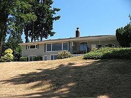 4225 120th Ave Se, Bellevue, Wa in Bellevue, WA (Photo 6 of 6)