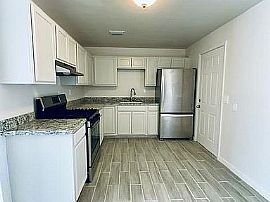 310 N 2nd Pl, Avondale, Az 85323 in Avondale, AZ (Photo 5 of 10)