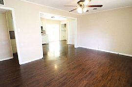 902 N Holly St, Searcy, Ar 72143  House For Rent in Searcy, AR (Photo 5 of 12)