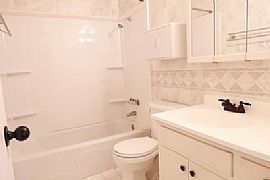 902 N Holly St, Searcy, Ar 72143  House For Rent in Searcy, AR (Photo 7 of 12)