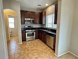 14080 W Country Gables Dr, Surprise, Az 85379 in Surprise, AZ (Photo 4 of 10)