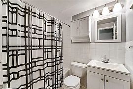 Beautiful 3bed Room Available For Rent in Hoboken, NJ (Photo 8 of 9)