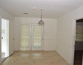 108 Winnetka Way, Birmingham, Al 35215 in Birmingham, AL (Photo 4 of 12)