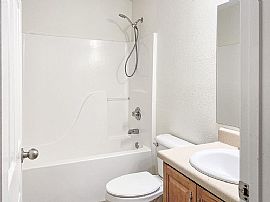 16648 Vanilla Dr, Foley, Al 36535 in Foley, AL (Photo 4 of 12)