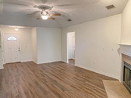 16648 Vanilla Dr, Foley, Al 36535 in Foley, AL (Photo 7 of 12)