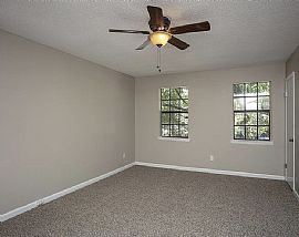 905 Rich Rd, Birmingham, Al 35215 in Birmingham, AL (Photo 4 of 11)