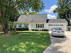 819 Crestview Dr, Madison, Al 35758 in Madison, AL