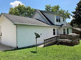 819 Crestview Dr, Madison, Al 35758 in Madison, AL (Photo 2 of 12)