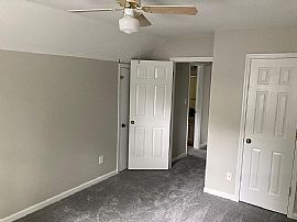 819 Crestview Dr, Madison, Al 35758 in Madison, AL (Photo 3 of 12)