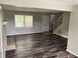 819 Crestview Dr, Madison, Al 35758 in Madison, AL (Photo 6 of 12)