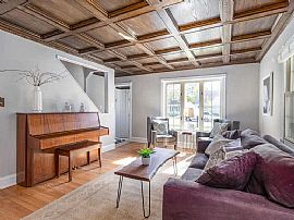 4707 N Elkhart Ave, Whitefish Bay, Wi 53211 in Whitefish Bay, WI (Photo 3 of 11)